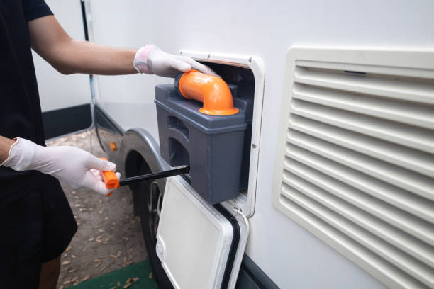 Best Portable restroom trailer rental  in Annetta, TX